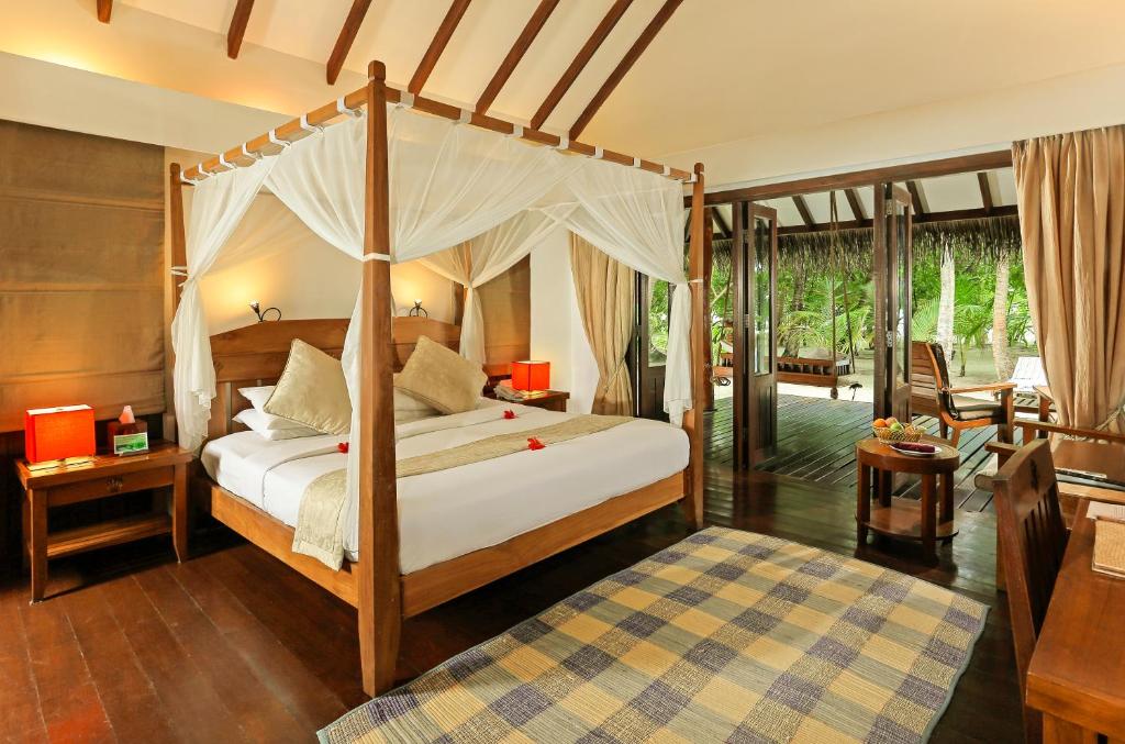 “07 Nights Holiday in Medhufushi Island Resort with Beach villa & Water villa” Starting From £1999pp