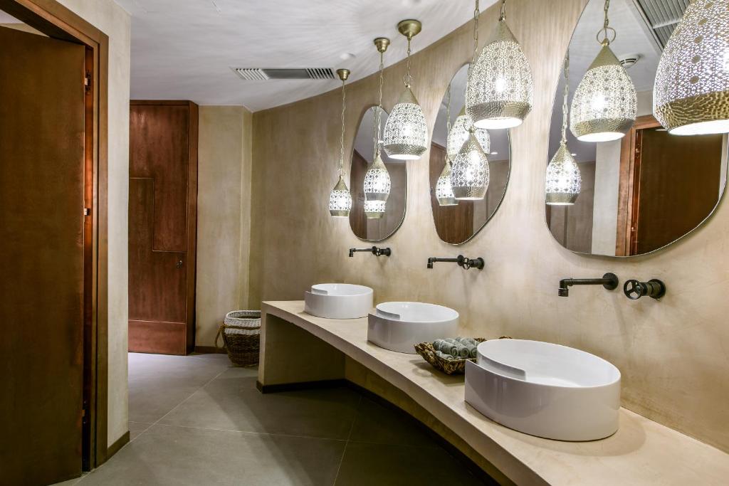 Discover A Heaven of Tranquility: Enjoy 5 Nights at Stella Island Luxury Resort & Spa with Half Board