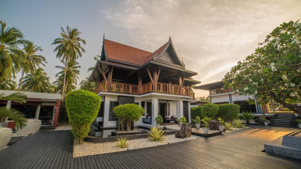 PHUKET KHAO LAK KOH YAO NOI KRABI 28 NIGHTS FROM £1,849PP £49PP DEPOSIT 4 TOP-RATED RESORTS • FLIGHTS • TRANSFERS • BAGGAGE INCLUDED