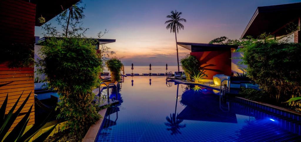 PHUKET KHAO LAK KOH YAO NOI KRABI 28 NIGHTS FROM £1,849PP £49PP DEPOSIT 4 TOP-RATED RESORTS • FLIGHTS • TRANSFERS • BAGGAGE INCLUDED