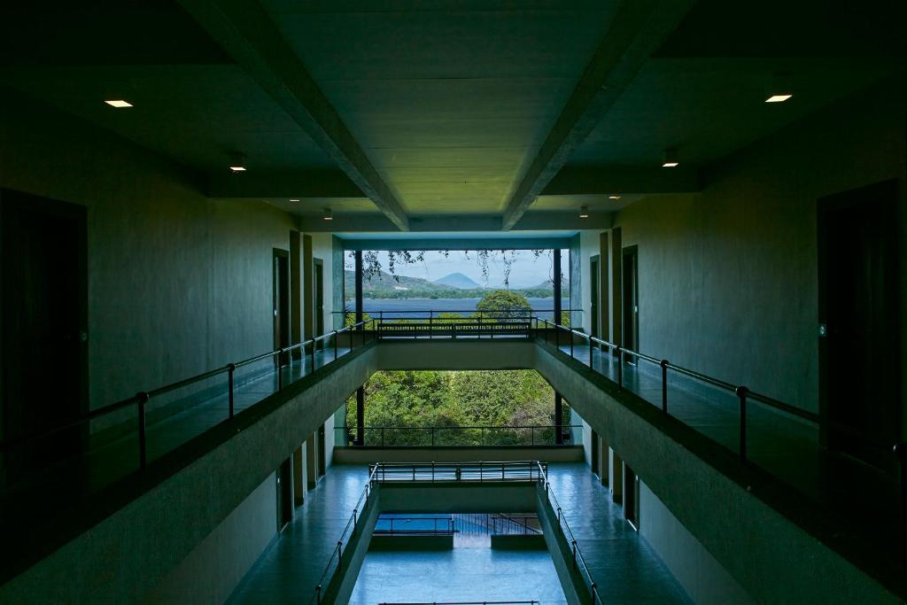 “The Ultimate Tropical Twin Centre Escape: Maldives & Srilanka in 09 Nights.” w/flightsand transfers.