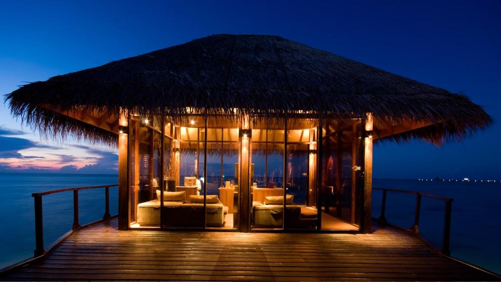 Dream Maldives Getaway: 7 Nights Adaaran Select Hudhuranfushi All Inclusive Premium Combined Return Speedboat Transfer included Price starting from £1,599pp