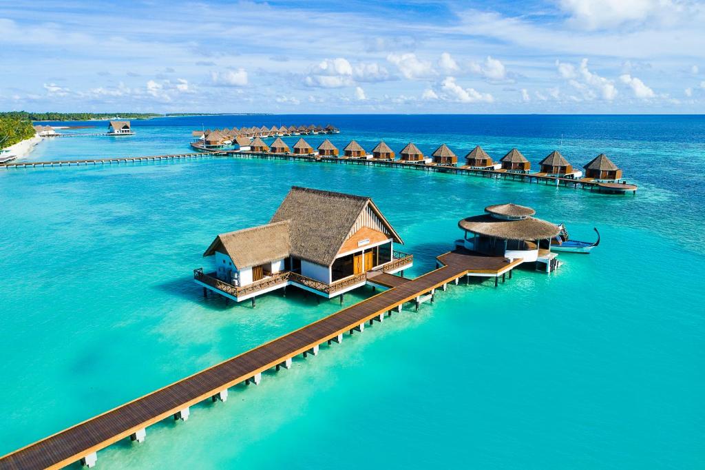 10 Nights Holiday at Mercure Maldives Koddoo & Jumeirah Zabeel Saray with All Inclusive