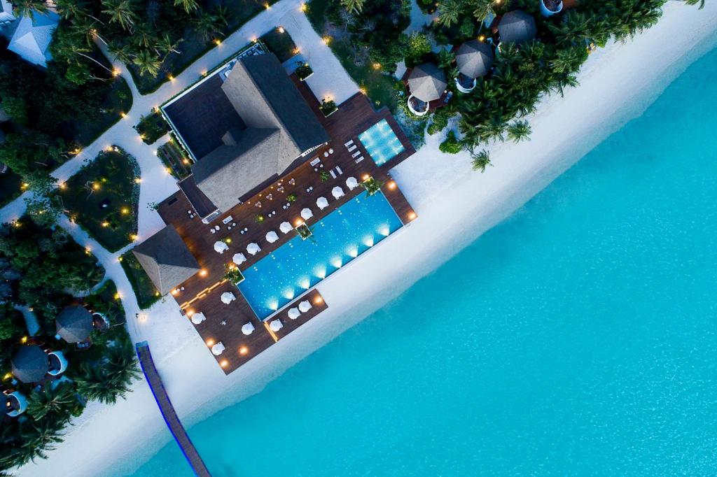 10 Nights Holiday at Mercure Maldives Koddoo & Jumeirah Zabeel Saray with All Inclusive
