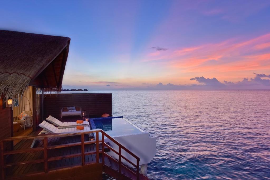 06 Nights Holiday Deal || Grand Park Kodhipparu Maldives