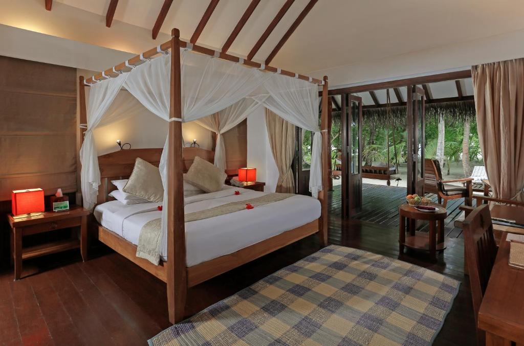 “07 Nights Holiday in Medhufushi Island Resort with Beach villa & Water villa” Starting From £1999pp