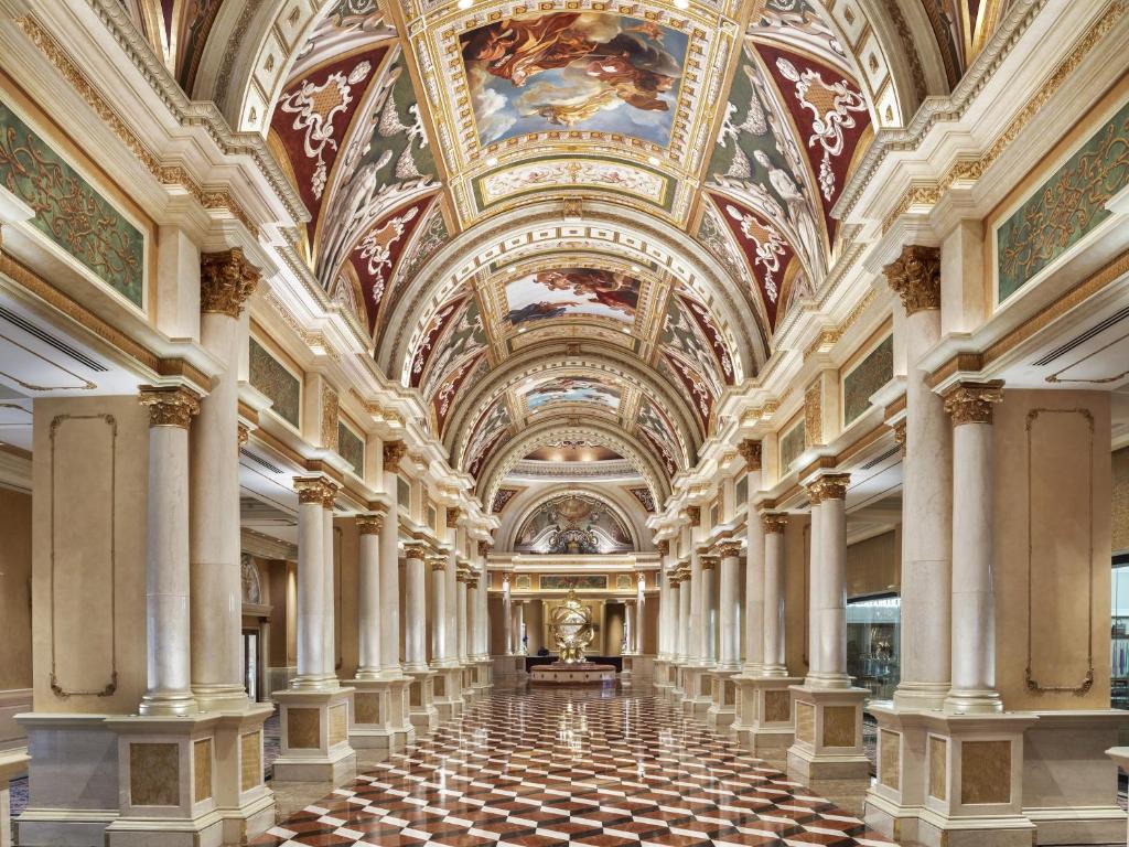 Double Destination Holiday Deal || Cancun + Las Vegas