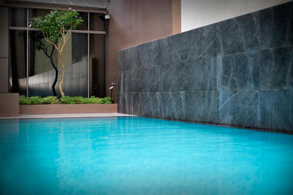 Embark on a 14 Night Journey through Dubai, Bangkok, Singapore & Bali Just £1599pp