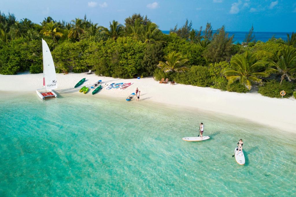 10 Nights Luxury Holiday Trip to Maldives || Dubai Starting from £1,595 pp