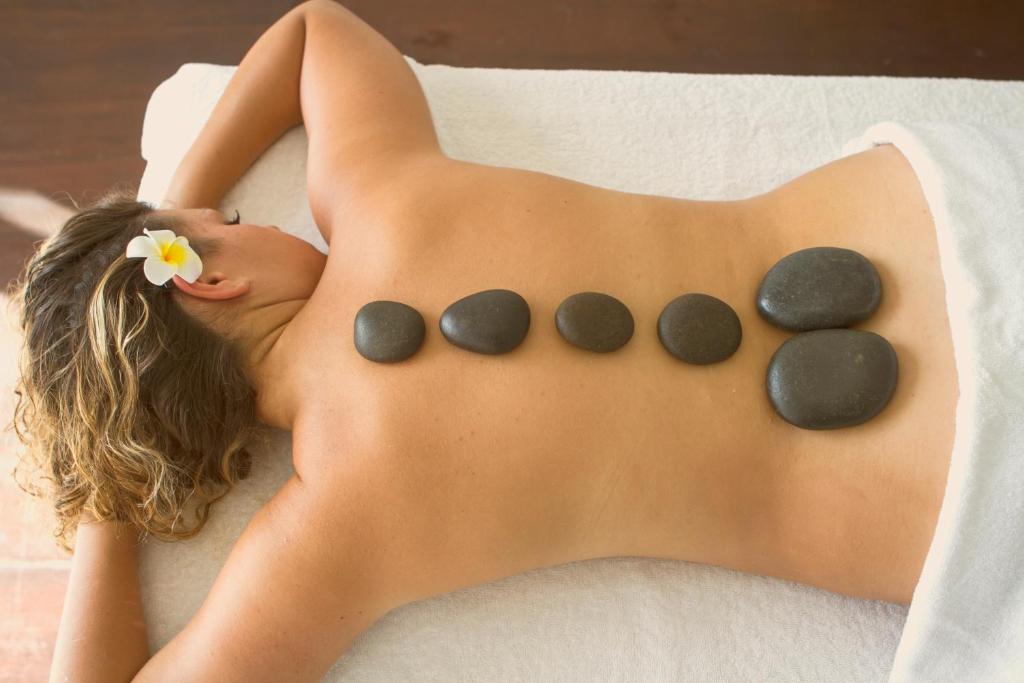 10 Nights Luxury Holiday Trip to Maldives || Dubai Starting from £1,595 pp