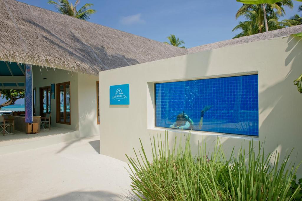 THE ULTIMATE MALDIVES FAMILY HOLIDAY 7 Nights in 5★ Kandima Maldives FROM ONLY £5,799 PER FAMILY