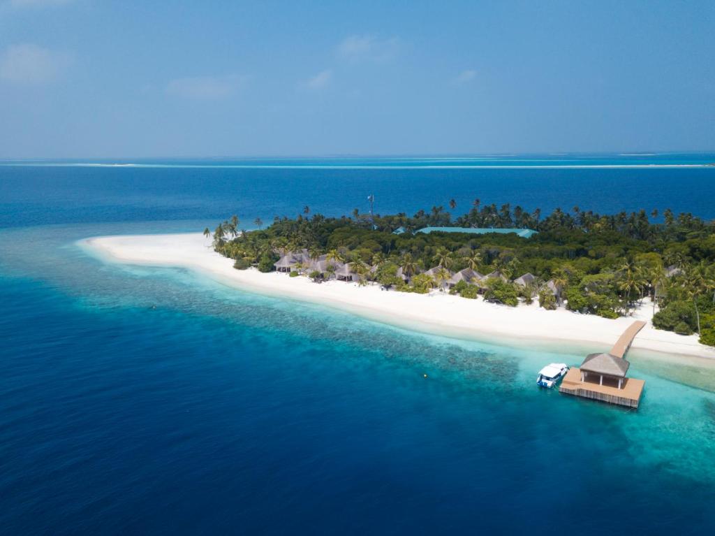 DREAMLAND MALDIVES COUPLE ESCAPE 14 Nights in Paradise All-Inclusive, Price starting From £5,949 Per Couple