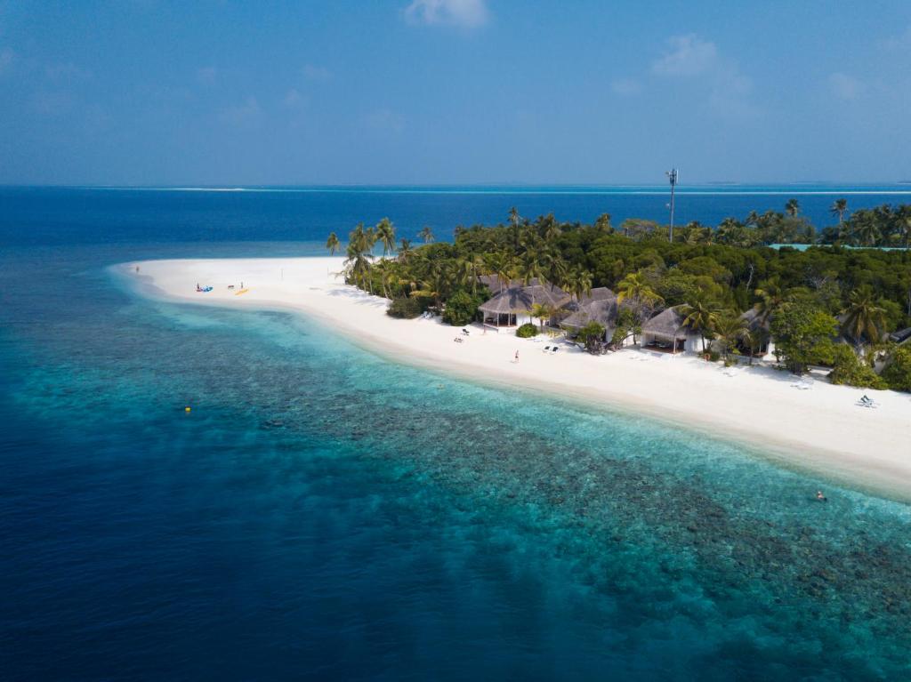 DREAMLAND MALDIVES COUPLE ESCAPE 14 Nights in Paradise All-Inclusive, Price starting From £5,949 Per Couple