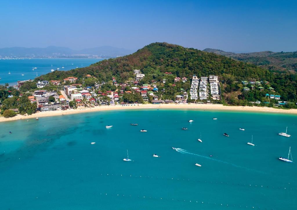 WE'VE MADE KOH LIPE EASY! 14 Nights Koh Lipe, Phuket & Bangkok Price starting From £1,399pp