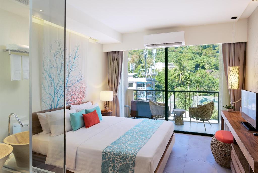 WE'VE MADE KOH LIPE EASY! 14 Nights Koh Lipe, Phuket & Bangkok Price starting From £1,399pp