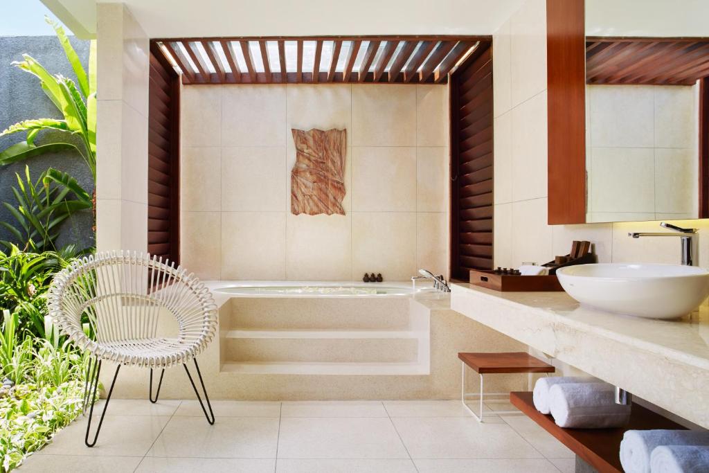 Twin Centre Holiday to Explore Singapore & Bali