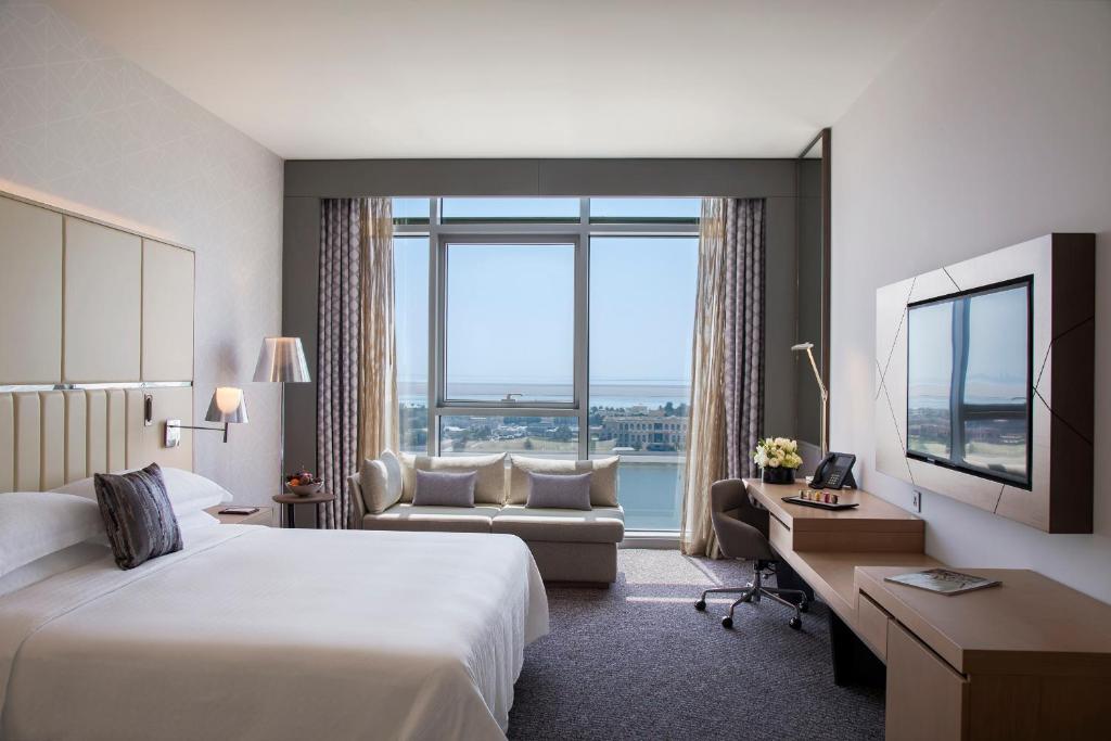 10 Nights of Indulgence and Relaxation in Abu Dhabi and the Maldives