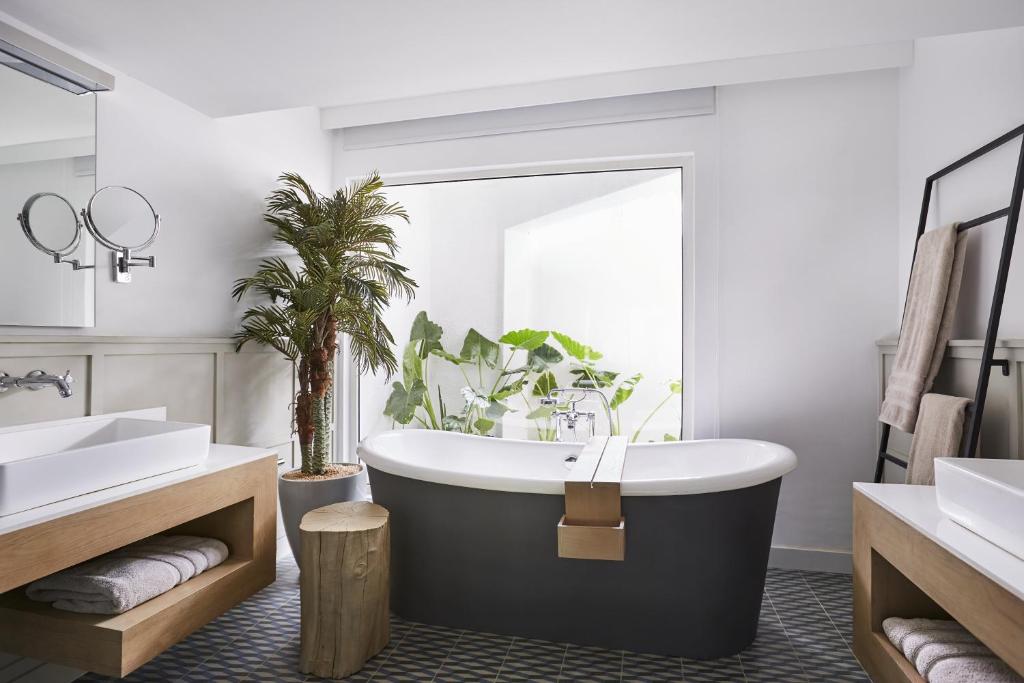 09 Nights Holiday Deal || Mango House Seychelles LXR Hotels & Resorts