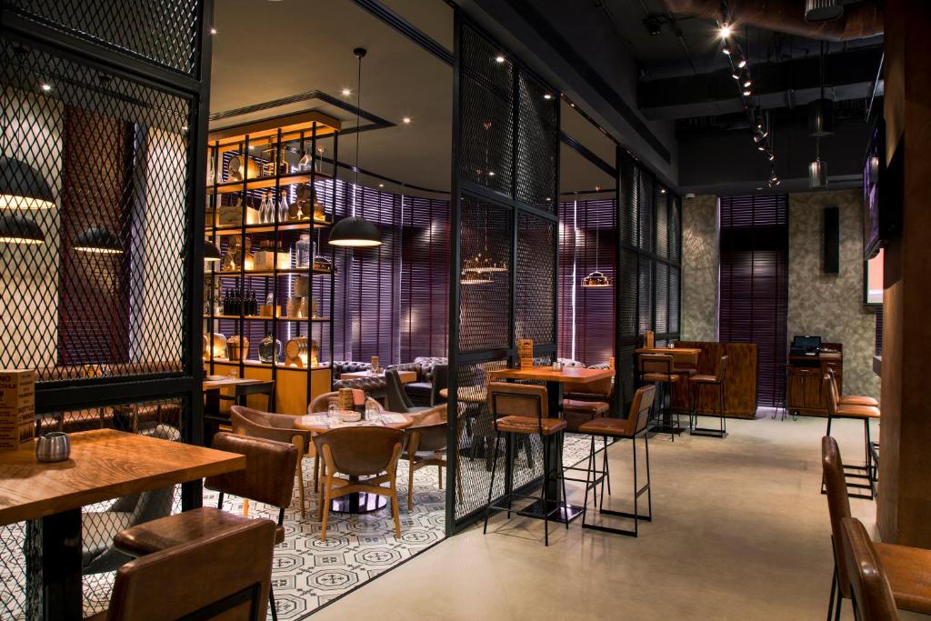 10 Nights of Indulgence and Relaxation in Abu Dhabi and the Maldives