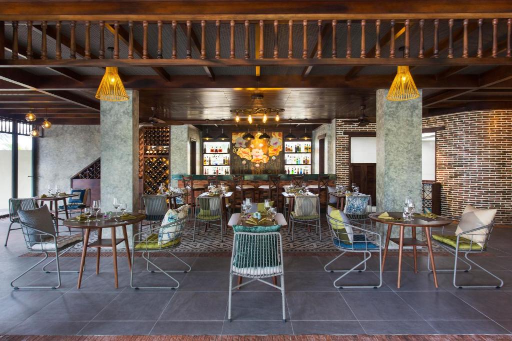 Discover the best of Vietnam and Cambodia with 12 nights of luxury for £1549pp – Silverland Sakyo, Dusit Princess Moonrise & White Mansion Legend await – accommodation and transfers included