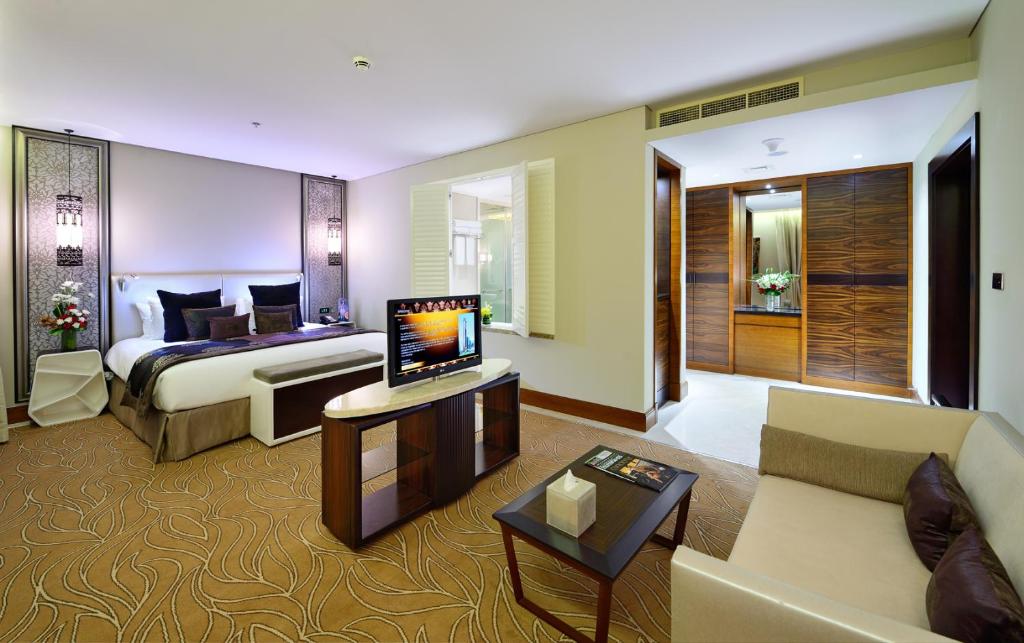 Experince the best new year celebration with a 3-nights stay at Tower Plaza Hotel, Dubai.” with flights & Transfers @ £969 pp