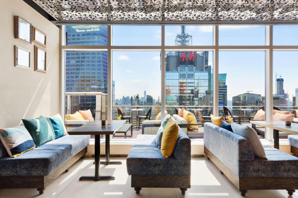 New York to Grenada: “9 Nights of City Lights and Island Paradise” with All Inclusive