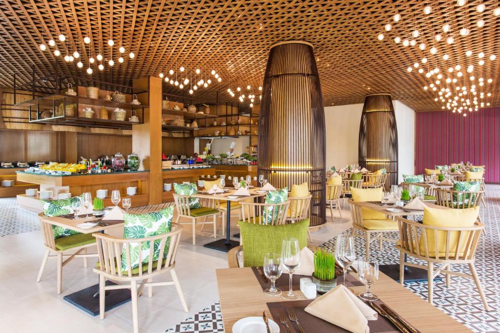 Discover the best of Vietnam and Cambodia with 12 nights of luxury for £1549pp – Silverland Sakyo, Dusit Princess Moonrise & White Mansion Legend await – accommodation and transfers included