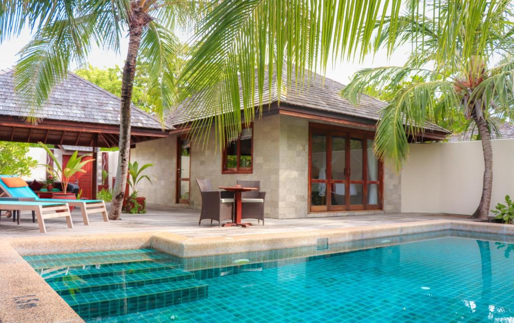 10 Nights Maldives Water Villa Escape Kuredu Island Resort & Spa Free Upgrade from Full Board to All Inclusive Plus Price starting from £5199 per Couple