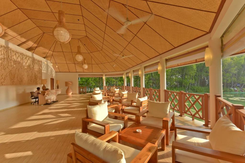 DREAMLAND MALDIVES COUPLE ESCAPE 14 Nights in Paradise All-Inclusive, Price starting From £5,949 Per Couple