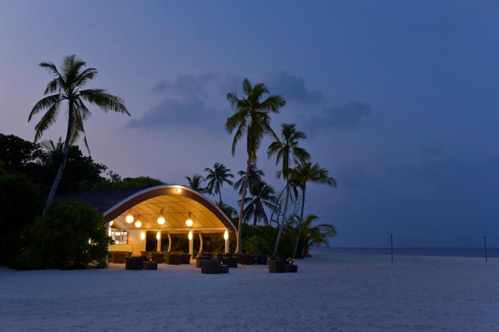 DREAMLAND MALDIVES COUPLE ESCAPE 14 Nights in Paradise All-Inclusive, Price starting From £5,949 Per Couple