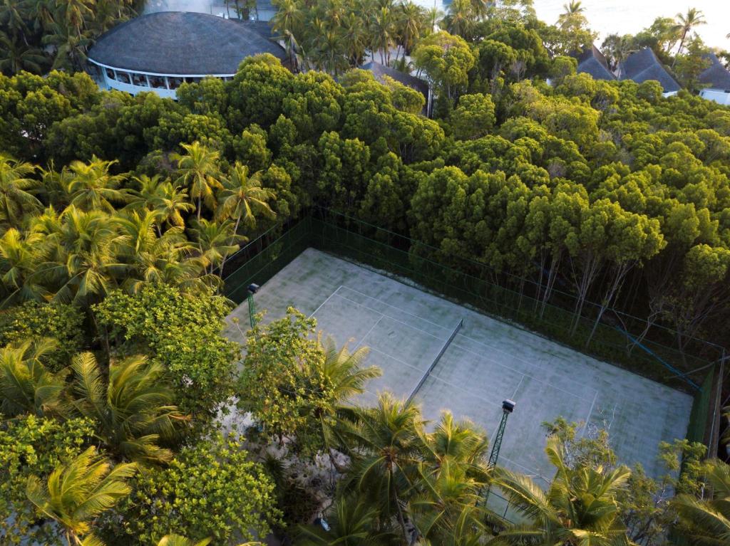 DREAMLAND MALDIVES COUPLE ESCAPE 14 Nights in Paradise All-Inclusive, Price starting From £5,949 Per Couple