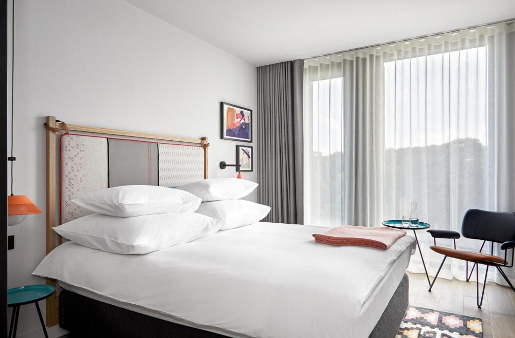 This isn’t your average Eurotrip deal. 4 iconic cities: Prague • Krakow • Budapest • Berlin price starting from just £1199pp