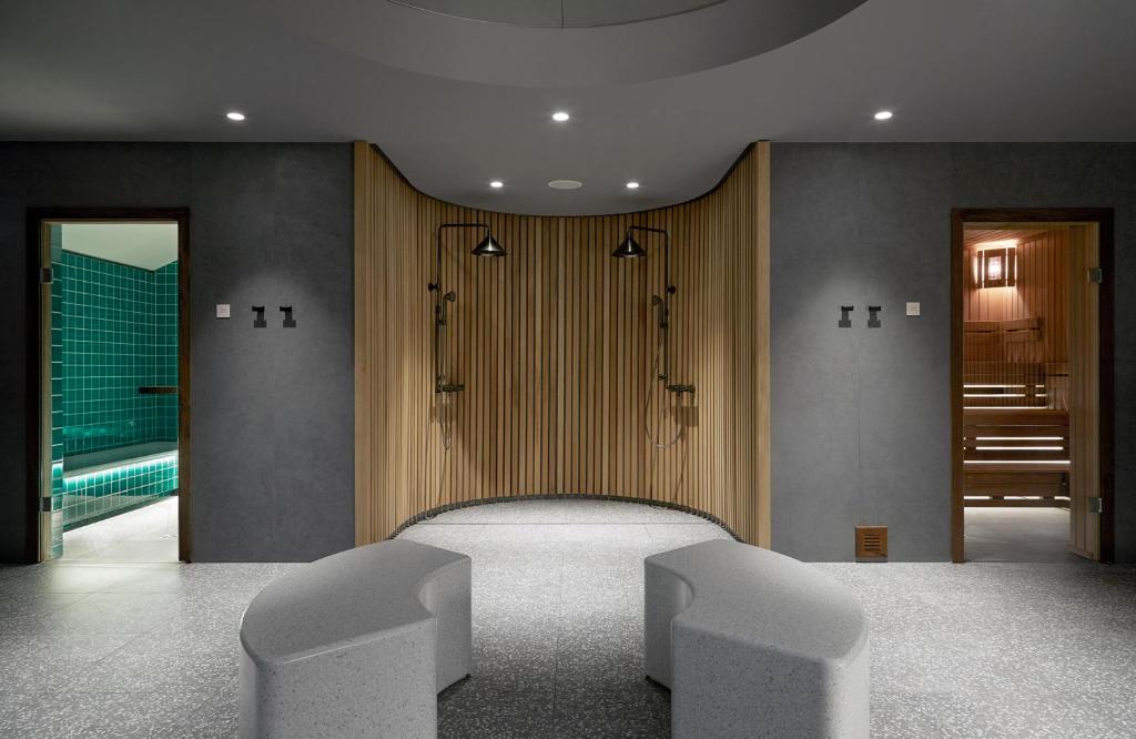 This isn’t your average Eurotrip deal. 4 iconic cities: Prague • Krakow • Budapest • Berlin price starting from just £1199pp