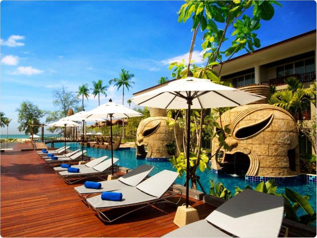 10 Nights Holiday at Deevana Resort & Spa Patong and Graceland Beach Resort Khao Lak