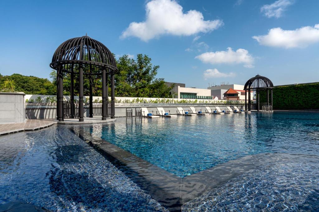 Triple Destination Holiday Deal || Dubai + Bali + Singapore