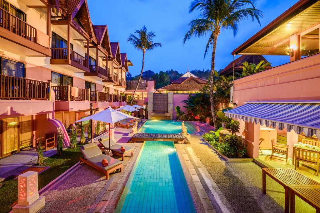 “09 Nights Splendid Holiday offer to experience Bangkok City Vibes and Phuket Beach Bliss”