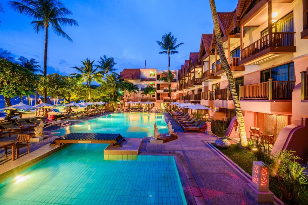 “09 Nights Splendid Holiday offer to experience Bangkok City Vibes and Phuket Beach Bliss”
