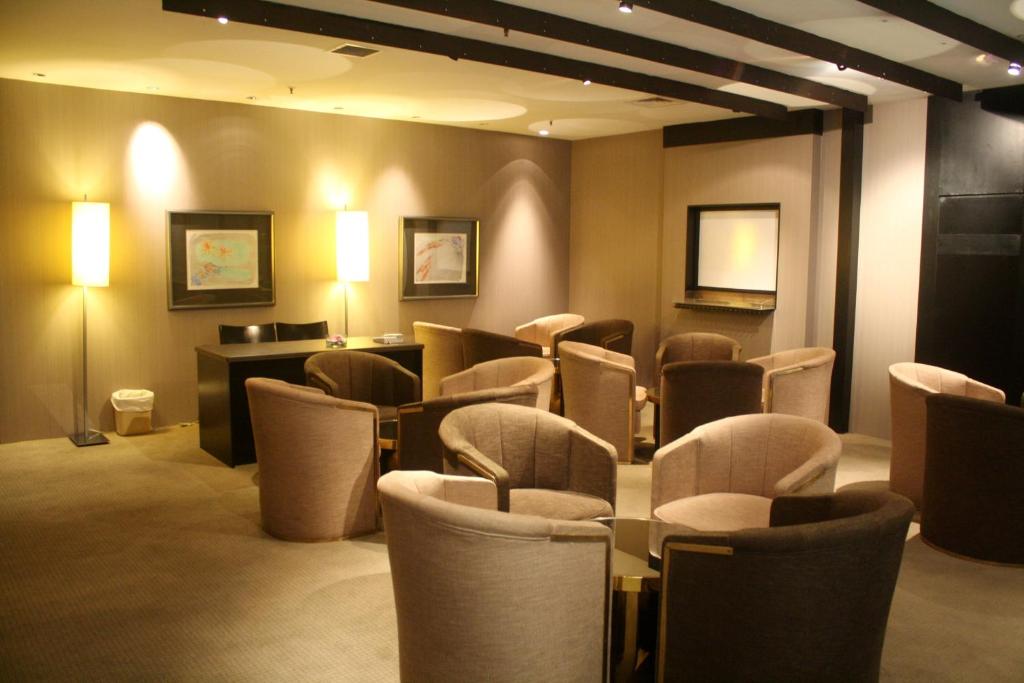 “10 Nights of Cultural Adventure in Kuala Lumpur, Singapore, and Bali”