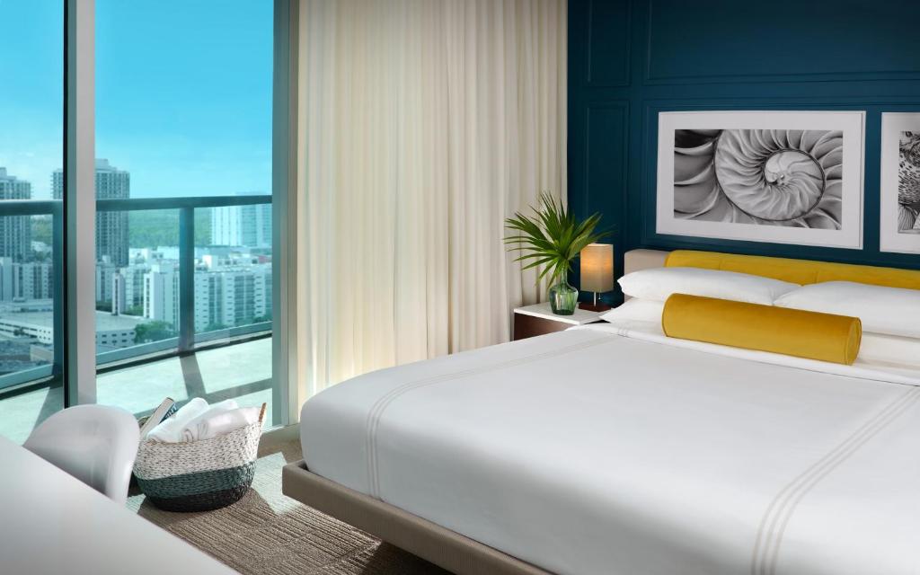 11 Nights USA Adventure Explore Orlando, Miami & Key West like never before 5-Star Resorts + Transfers Included Only £1749/PP