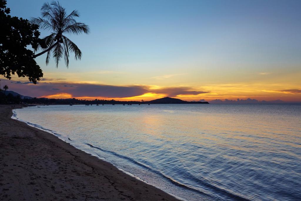 PHUKET KHAO LAK KOH YAO NOI KRABI 28 NIGHTS FROM £1,849PP £49PP DEPOSIT 4 TOP-RATED RESORTS • FLIGHTS • TRANSFERS • BAGGAGE INCLUDED