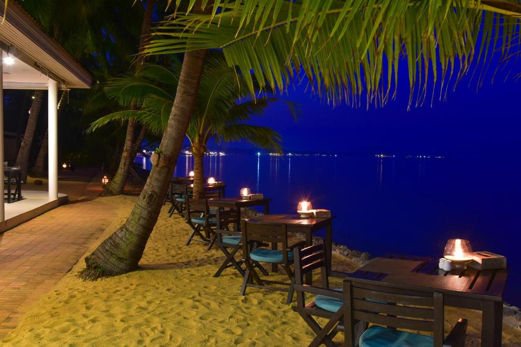 PHUKET KHAO LAK KOH YAO NOI KRABI 28 NIGHTS FROM £1,849PP £49PP DEPOSIT 4 TOP-RATED RESORTS • FLIGHTS • TRANSFERS • BAGGAGE INCLUDED