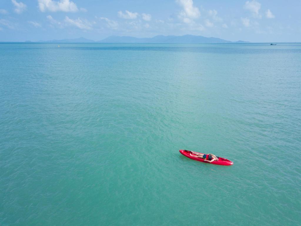 PHUKET KHAO LAK KOH YAO NOI KRABI 28 NIGHTS FROM £1,849PP £49PP DEPOSIT 4 TOP-RATED RESORTS • FLIGHTS • TRANSFERS • BAGGAGE INCLUDED
