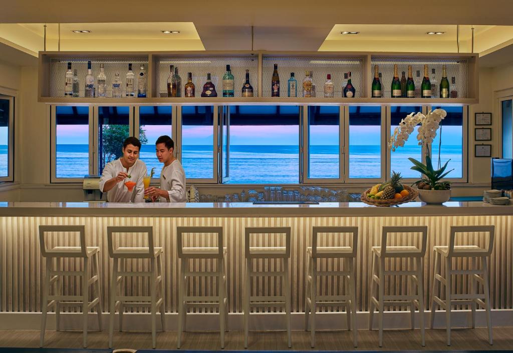Sun-Kissed Sands and Arabian Nights: Embrace the Magic of Phuket and Dubai on a 10 Night Twin Centre Retreat.