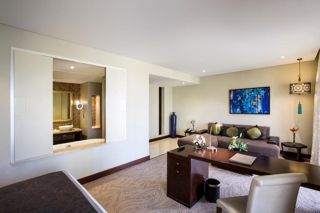 Experince the best new year celebration with a 3-nights stay at Tower Plaza Hotel, Dubai.” with flights & Transfers @ £969 pp