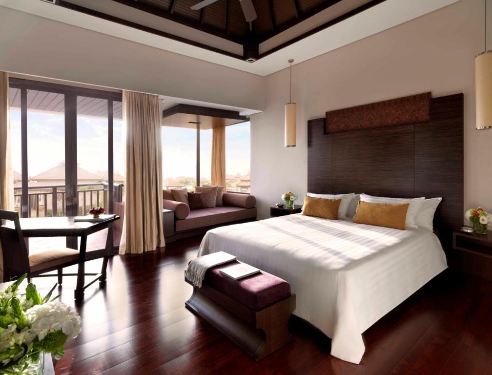 3 Nights in Anantara The Palm – A Family Escape! price starting from £2,299/per family