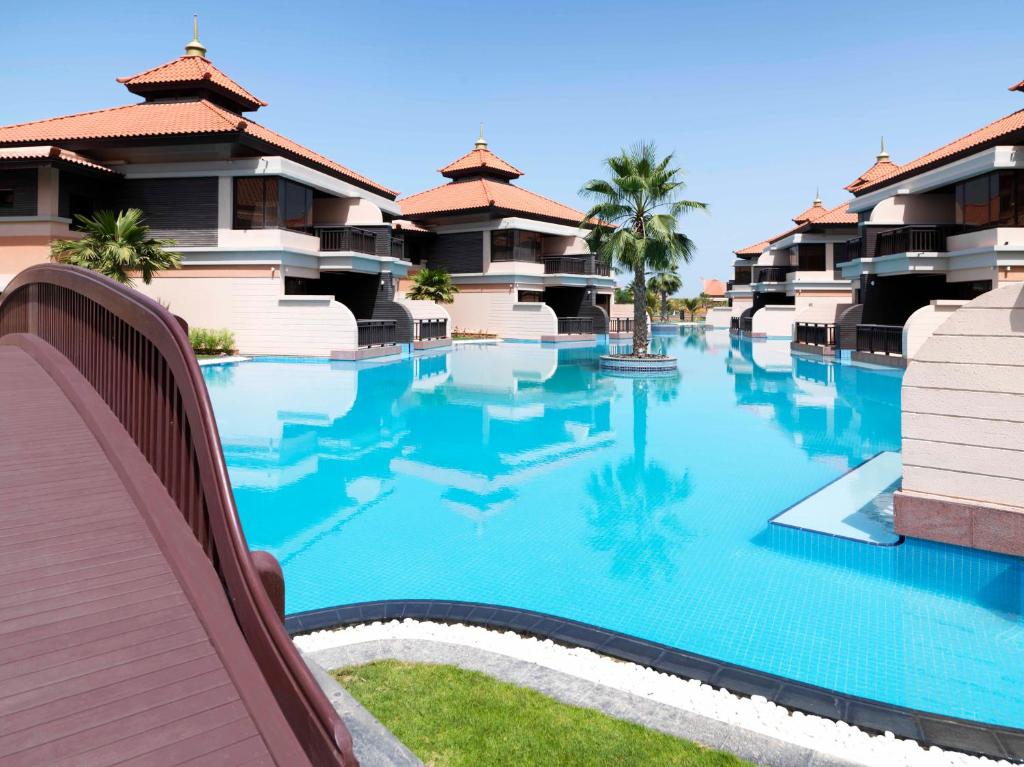 3 Nights in Anantara The Palm – A Family Escape! price starting from £2,299/per family