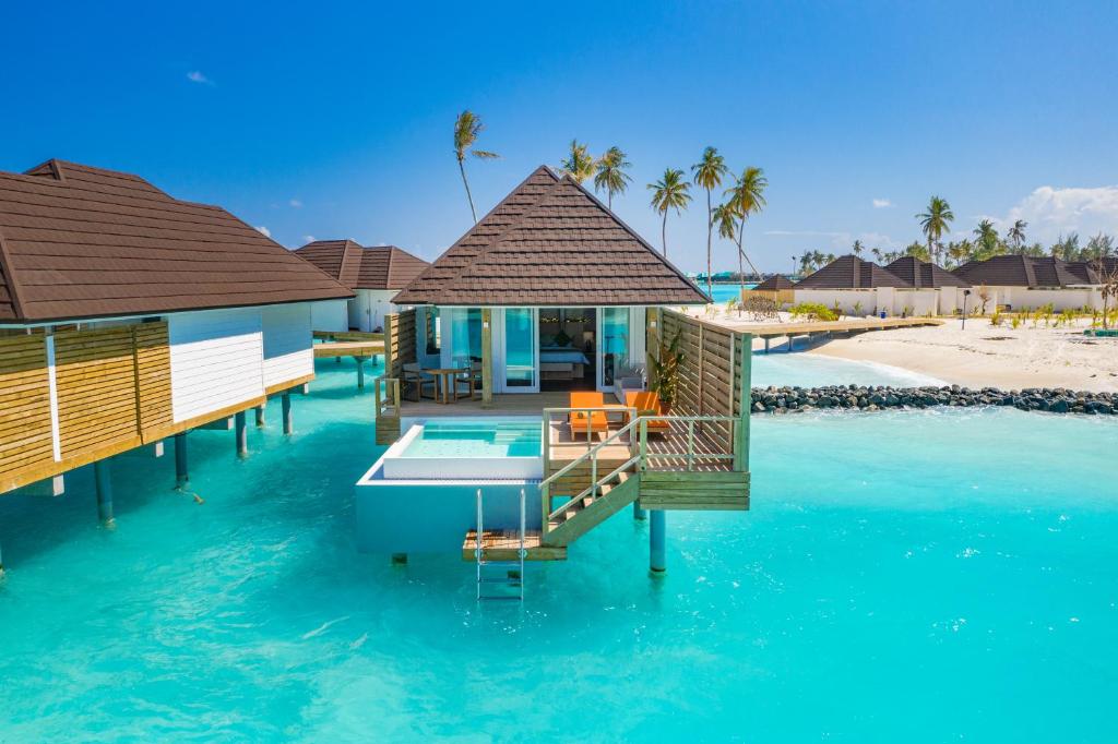 Family, Deal Extravaganza: 07 Nights Stay at Grand Water Villa Maldives for (2 Adults + 2 Kids up to 14.99 years),w/flights and transfers