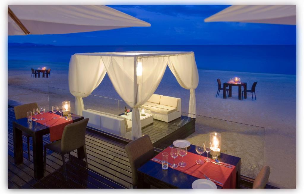 PHUKET KHAO LAK KOH YAO NOI KRABI 28 NIGHTS FROM £1,849PP £49PP DEPOSIT 4 TOP-RATED RESORTS • FLIGHTS • TRANSFERS • BAGGAGE INCLUDED