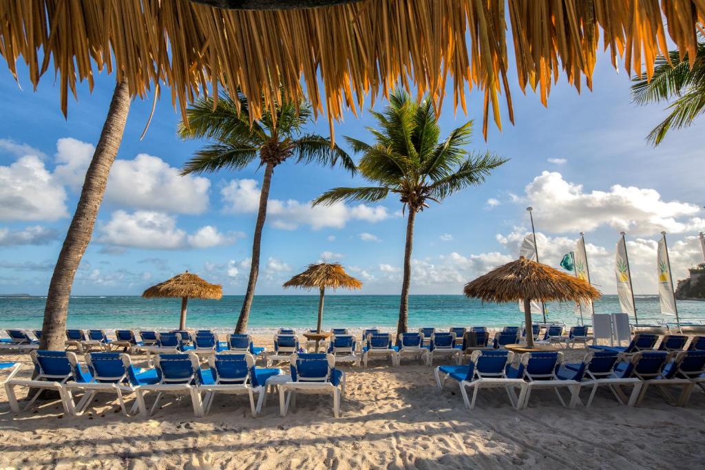 Explore the enchanting Antigua Attractions on a Fantastic 07 Night Getaway, all for just £1799pp