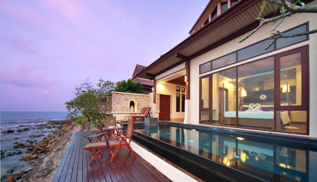 10 Nights THAILAND DREAM HOLIDAY | Elephant hills khao Sok | Bangkok | Koh Samui – price starting from £1,449/pp